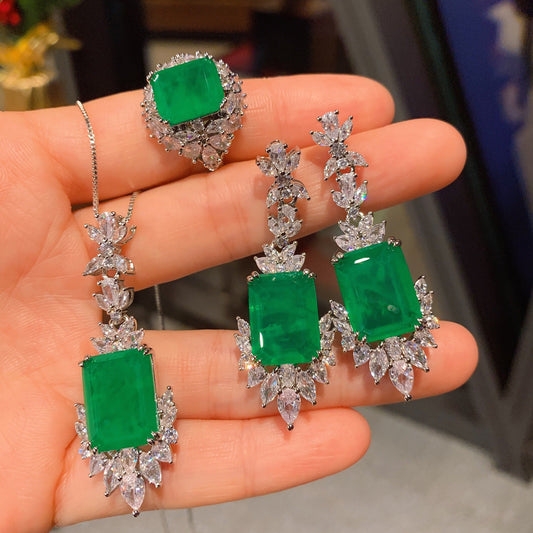 Green Square Pendent Set